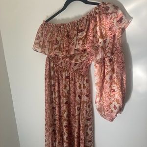 Off-shoulder Misa dress